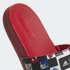Claquette Adidas X Disney Adilette Comfort Spider-Man -Magasin De Matériel De Surf claquette adidas x disney adilette comfort spider man 6