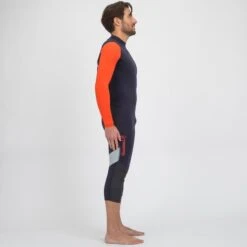 Tribord Combinaison Néoprène 1mm Anti-uv Voile Homme Dinghy 500 Bleu Noir/orange -Magasin De Matériel De Surf combinaison neoprene 1mm anti uv voile homme dinghy 500 bleu noirorange 2