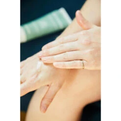 Decathlon Crème De Massage Naturelle 100ml -Magasin De Matériel De Surf creme de massage naturelle 100ml 2