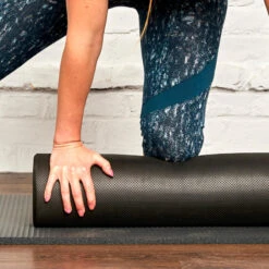 FOAM ROLLER - LONGUEUR 90 Cm / DIAMÈTRE 15 Cm - FITNESS - NOIR -Magasin De Matériel De Surf foam roller longueur 90 cm diametre 15 cm fitness noir 2