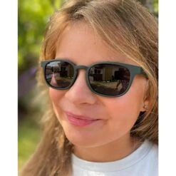 Lunettes De Soleil Enfant KHALI Vert, Polarisés GRIS - Cat.3 - MUNDAKA -Magasin De Matériel De Surf lunettes de soleil enfant khali vert polarises gris cat3 mundaka 3
