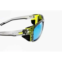 Lunettes De Soleil Julbo Shield M Gris Bleu Polarisé , Coques Amovibles -Magasin De Matériel De Surf lunettes de soleil julbo shield m gris bleu polarise coques amovibles 3
