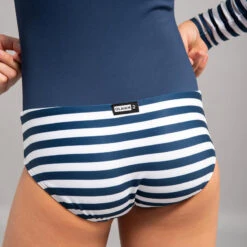 Maillot 1 Pièce Manches Longues Fille MAYA Bleu Marine -Magasin De Matériel De Surf maillot 1 piece manches longues fille maya bleu marine 3