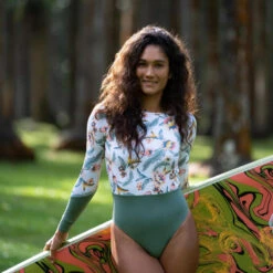 Maillot De Bain 1 Pièce Manches Longues Femme - Mary Belly Blanc -Magasin De Matériel De Surf maillot de bain 1 piece manches longues femme mary belly blanc 1