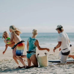Restube Kids | Bouée De Flottaison Pour Enfants -Magasin De Matériel De Surf restube kids bouee de flottaison pour enfants 2
