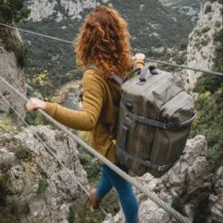 Sac Cabine Imperméable 45L - Zulupack -Magasin De Matériel De Surf sac cabine impermeable 45l zulupack 4