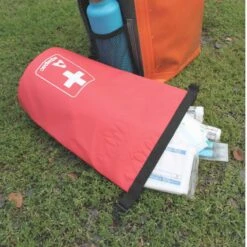Aquapac Trousse De Premiers Secours étanche 3L -Magasin De Matériel De Surf trousse de premiers secours etanche 3l 3